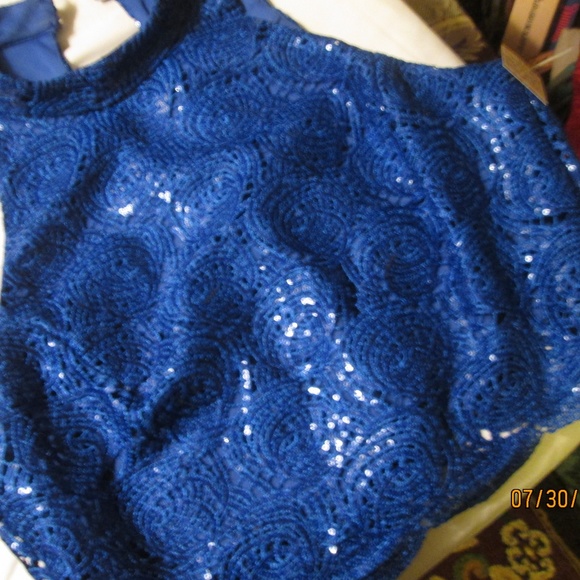 LOVE REIGNS CROP SEQUIN € LACE TOP,  SZ 13 - Picture 8 of 8